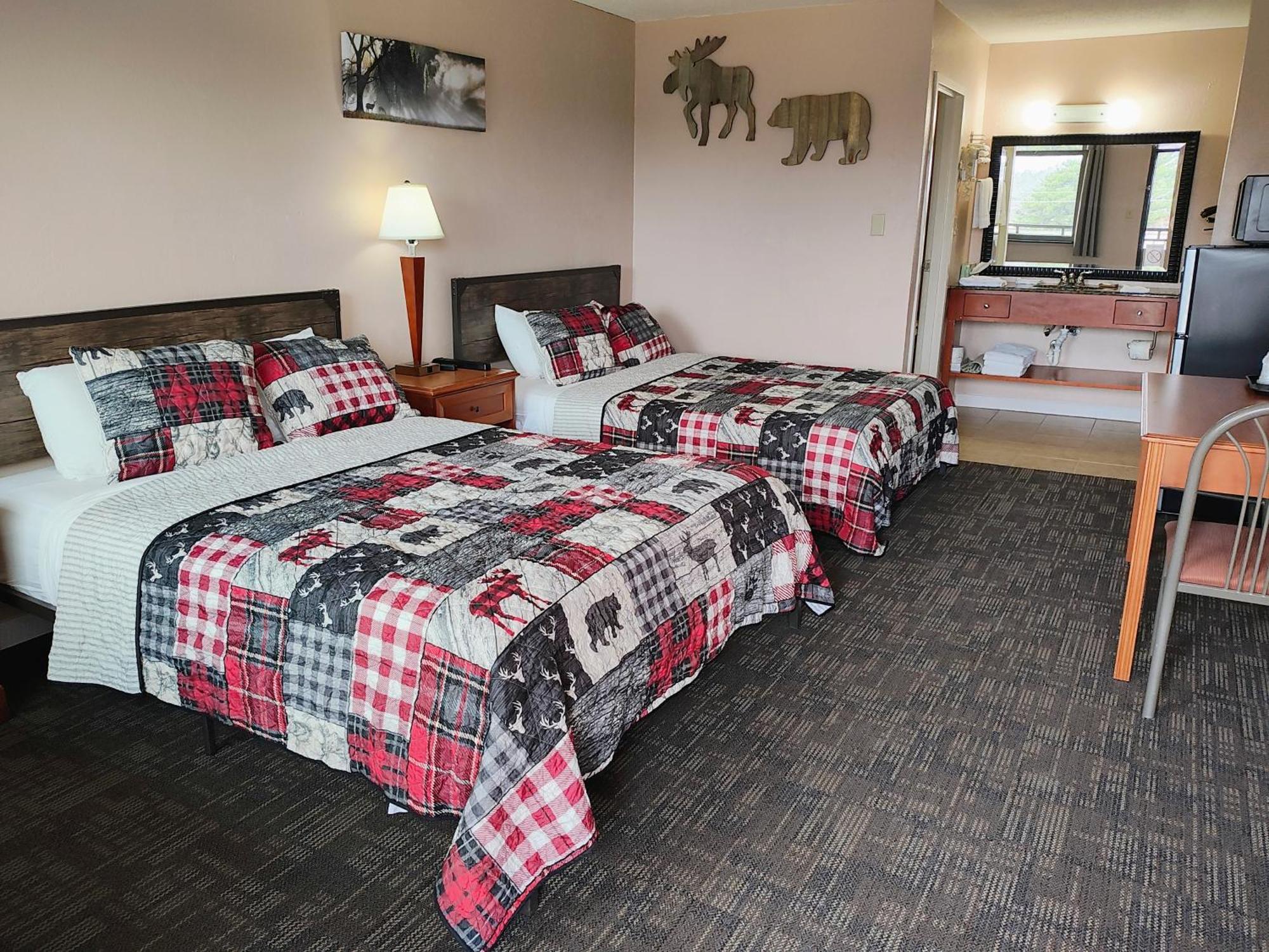 The Lodge At Russell - Russell Inn Room photo